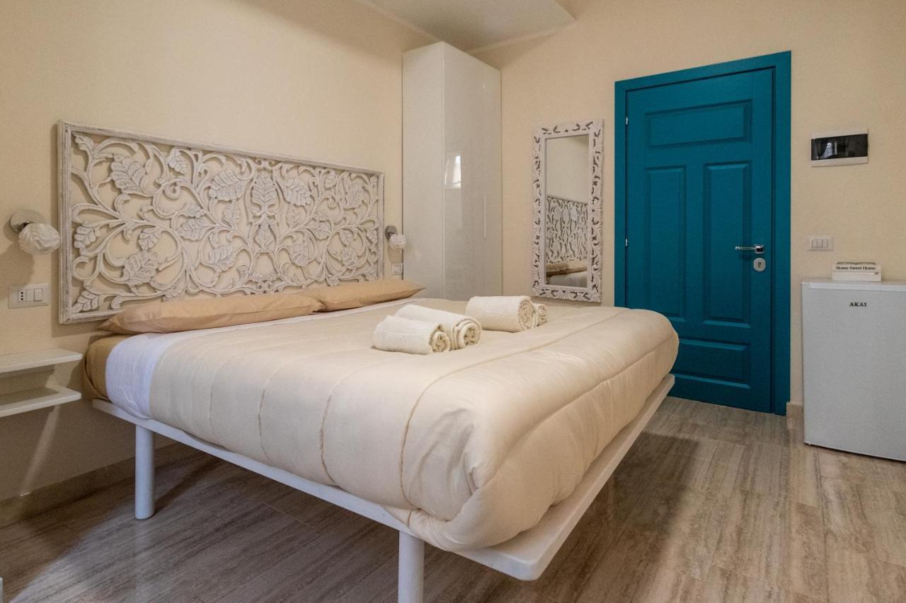 Room With Independent Entrance - Termini/Aquarium Rome Buitenkant foto