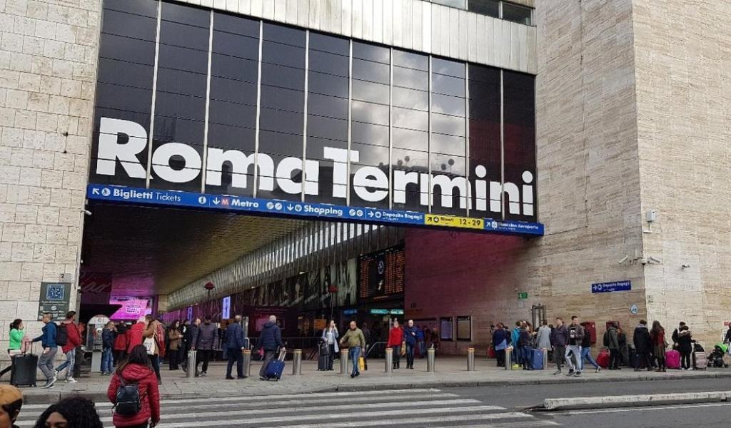 Room With Independent Entrance - Termini/Aquarium Rome Buitenkant foto